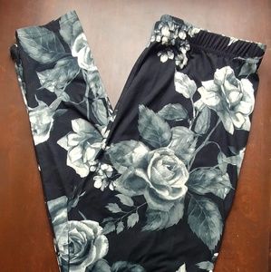 White Roses Leggings